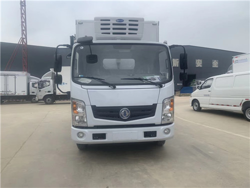 東風(fēng)綠牌插電式混合動力國六冷藏車市區(qū)低速有電時用電，高速或無電時用油，油電混合車輛，市區(qū)不限行