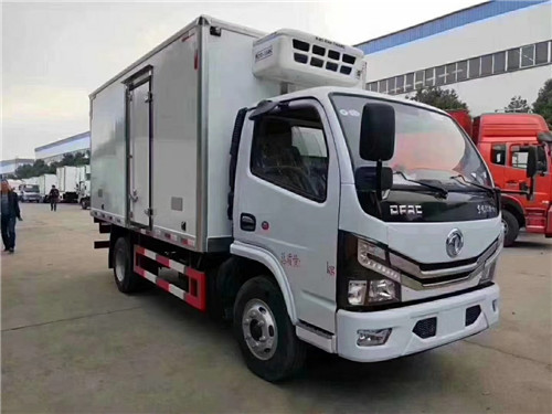 (國六)東風(fēng)多利卡4.2米冷藏車圖片參數(shù)