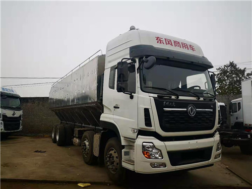 國(guó)五東風(fēng)天龍前四后八40方鋁合金飼料車自重輕，拉的多，不超載