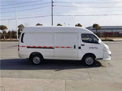 廈門金旅經(jīng)濟(jì)性冷藏車.容積大配置豐富價(jià)格實(shí)惠！