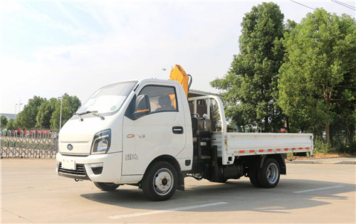 唐駿國六藍(lán)牌隨車吊，藍(lán)牌微型隨車吊的領(lǐng)導(dǎo)者