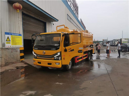 國六東風9+3方清洗吸污車，實車公告，上戶無憂