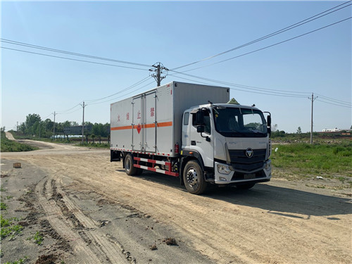 國六歐馬可S5危險品廂式車可做易燃?xì)怏w、易燃液體、腐蝕性物品、毒性和感染性物品、雜項(xiàng)危險物品