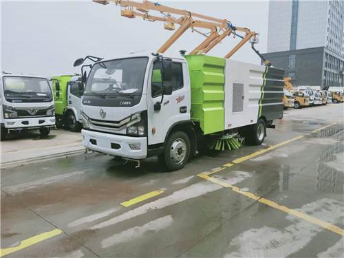 現(xiàn)車！現(xiàn)車！  東風3800軸距玉柴165馬力8方洗掃車