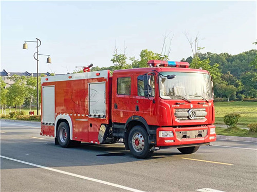 國六東風(fēng)D9六噸水罐消防車、泡沫消防車