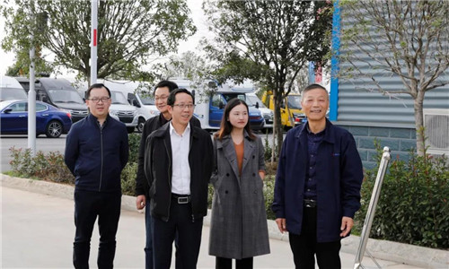 本期要聞：湖北省政府研究室黨組成員、副主任劉月純帶隊(duì)赴程力集團(tuán)調(diào)研指導(dǎo)工作