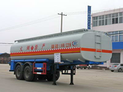 23.8方化工液體槽罐車(chē)|鹽酸運(yùn)輸半掛槽罐車(chē)