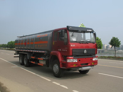 26立方化工液體運(yùn)輸車(chē)