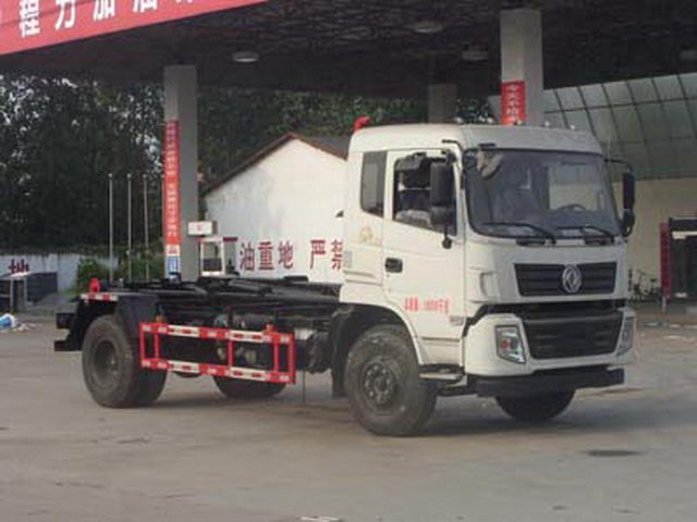 東風(fēng)153車廂可卸式垃圾車