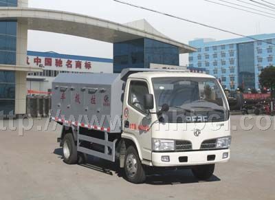 東風福瑞卡國四密封式垃圾車