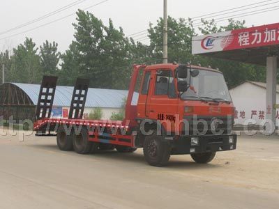 國四東風后八輪平板運輸車