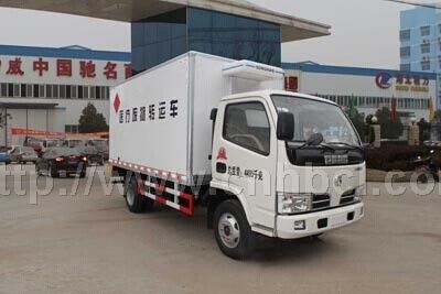國四東風(fēng)福瑞卡醫(yī)療廢物運(yùn)輸車