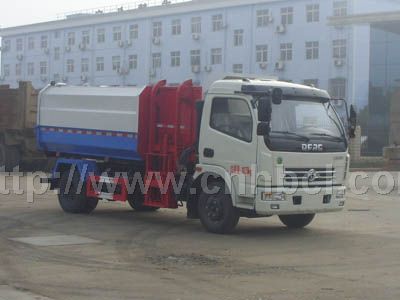 國(guó)四東風(fēng)多利卡側(cè)裝掛桶式垃圾車