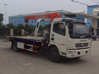 國(guó)五東風(fēng)凱普特清障車(chē)帶隨車(chē)吊