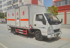 國五江鈴廂長(zhǎng)4.2米雜項(xiàng)危險(xiǎn)物品廂式運(yùn)輸車 