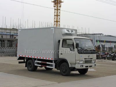 廂長(zhǎng)3.65米冷藏車(chē)